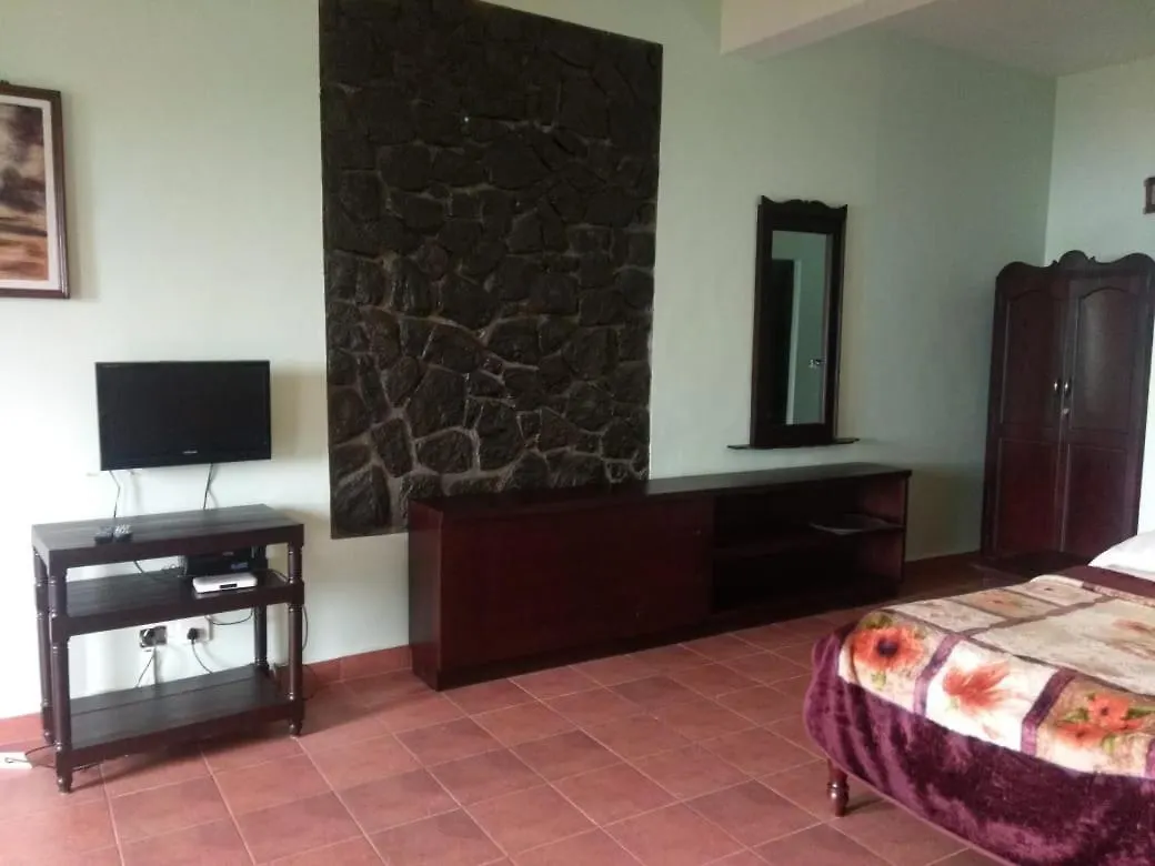 Shamrock Holiday Home Munnar